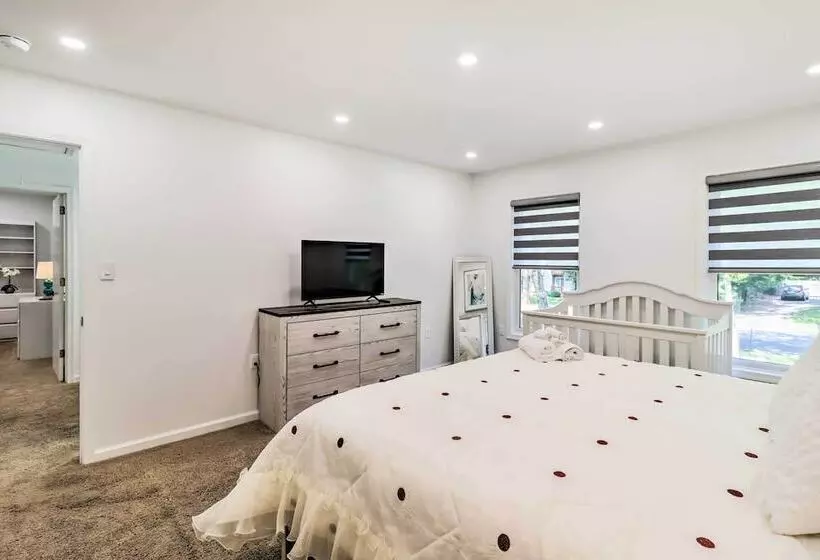 Pocono Summit Family Paradise W/ Yard & Game Room!