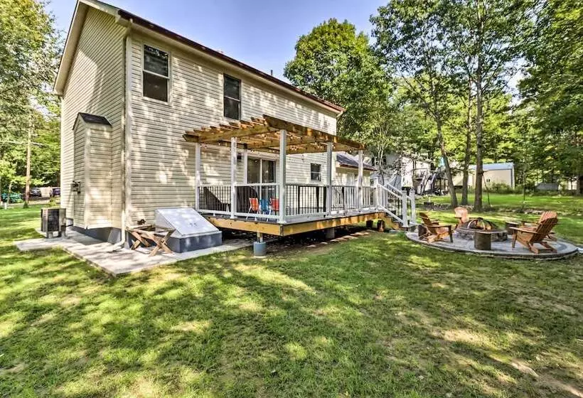 Pocono Summit Family Paradise W/ Yard & Game Room!