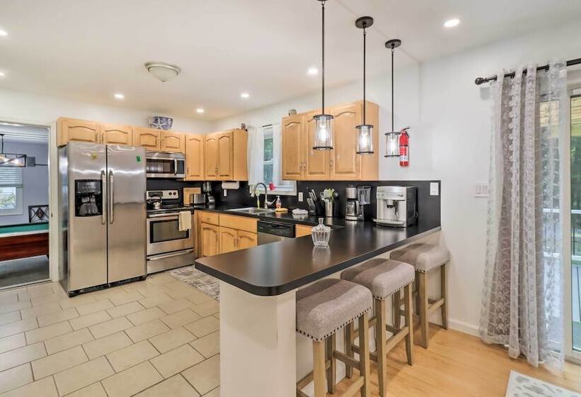 Pocono Summit Family Paradise W/ Yard & Game Room!