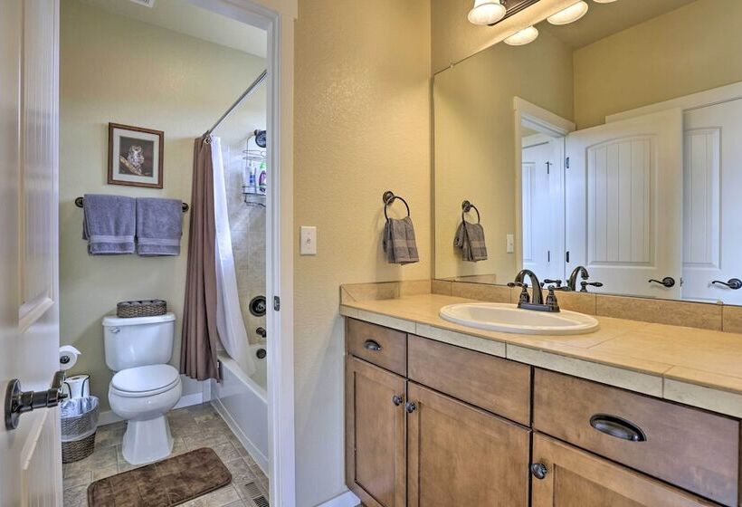 Granby Home W/ Hot Tub + Ski, Golf & Pool Access