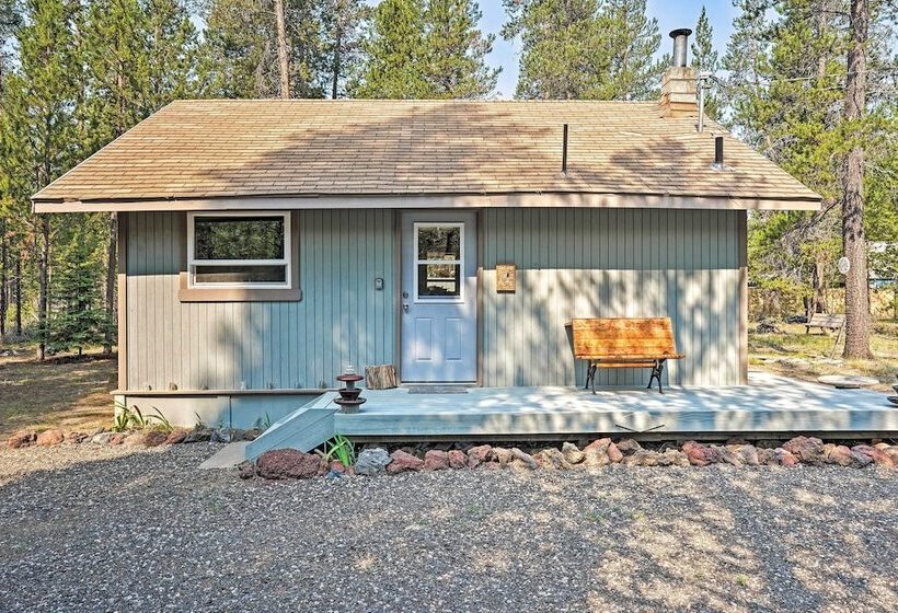 High Lakes Hideaway:  La Pine Fishing Cabin!
