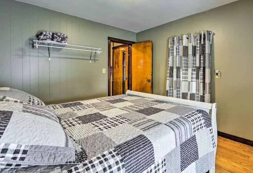 Hilltop Home W/ Grill, In Wayne Nat L Forest