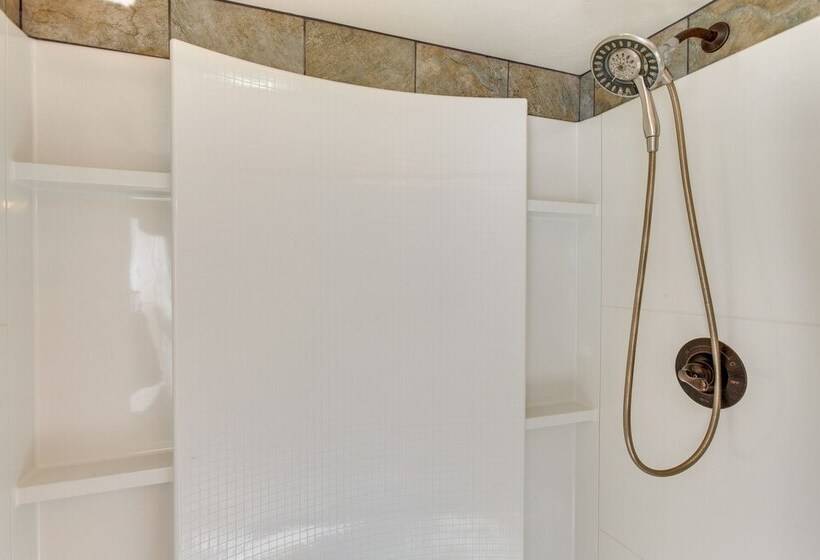 Idaho Springs Cabin W/ Hot Tub On Half Acre!