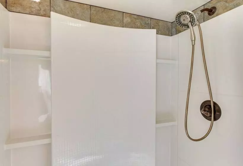 Idaho Springs Cabin W/ Hot Tub On Half Acre!