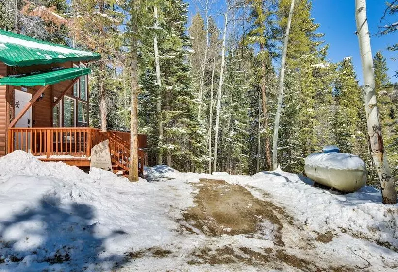 Idaho Springs Cabin W/ Hot Tub On Half Acre!