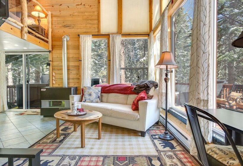 Idaho Springs Cabin W/ Hot Tub On Half Acre!