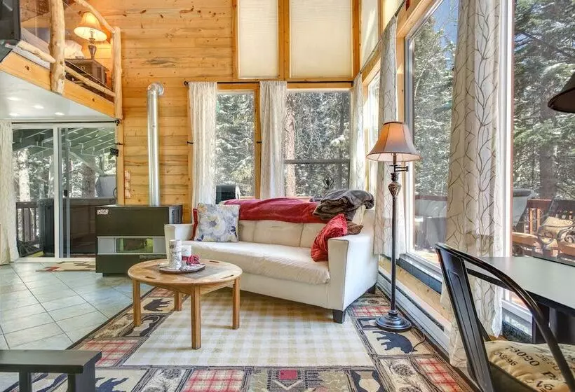 Idaho Springs Cabin W/ Hot Tub On Half Acre!