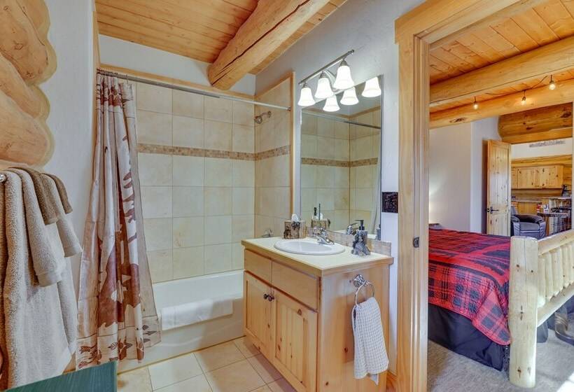 Idyllic Granby Cabin W/ Grill Near Town!