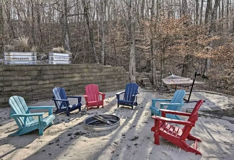 Lakefront Retreat W/ Views, Near Mammoth Cave!