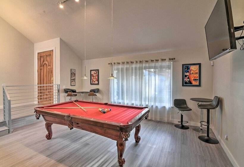 Las Vegas House W/ Pool & Hot Tub   1 Mi To Strip!