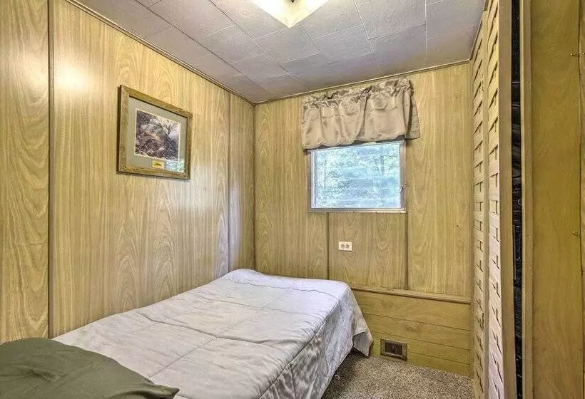 Little Manistee Riverfront Cabin W/ Fire Pit!