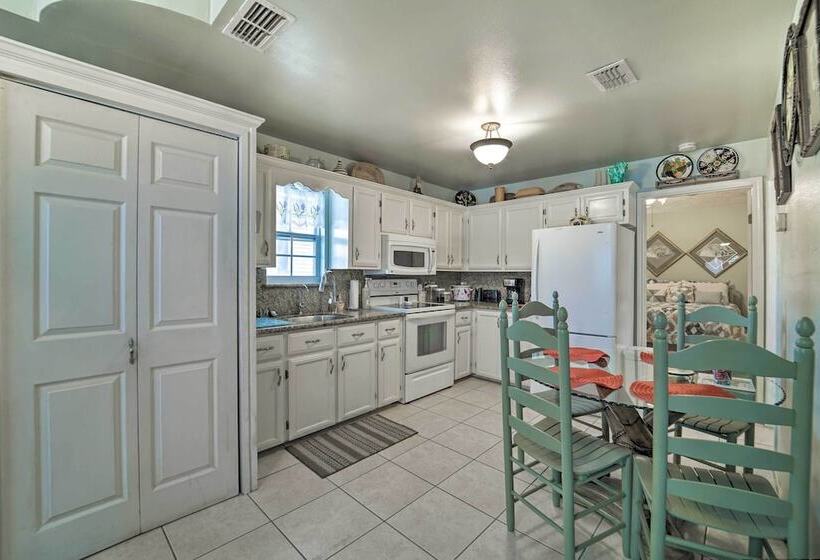 Deck & Pool Access: Long Island Village Escape!