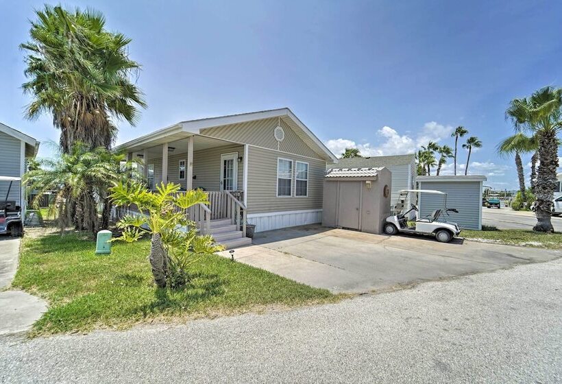 Deck & Pool Access: Long Island Village Escape!