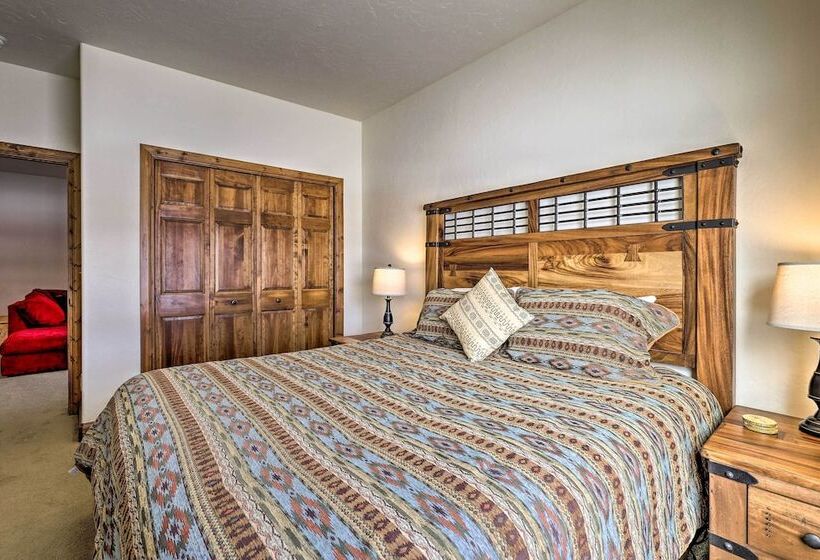 Luxe Rocky Mtn Retreat W/ Hot Tub By Winter Park