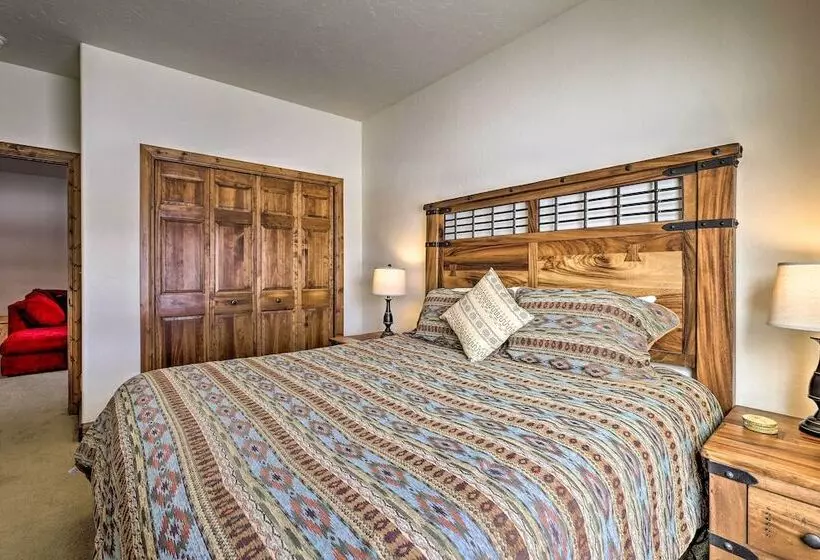 Luxe Rocky Mtn Retreat W/ Hot Tub   By Winter Park