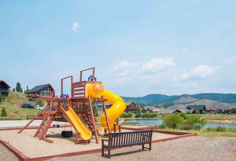 Luxe Rocky Mtn Retreat W/ Hot Tub By Winter Park