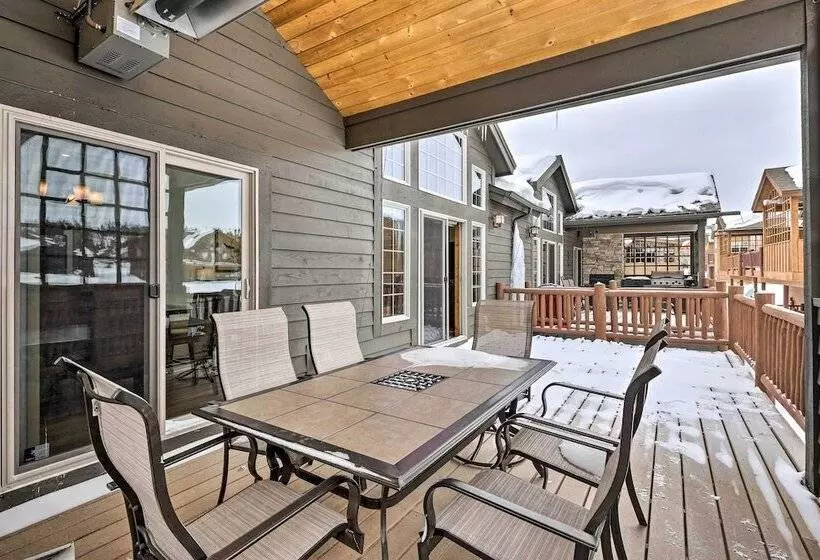 Luxe Rocky Mtn Retreat W/ Hot Tub   By Winter Park