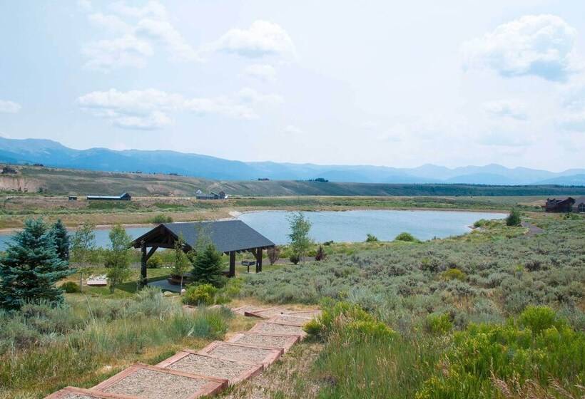 Luxe Rocky Mtn Retreat W/ Hot Tub By Winter Park