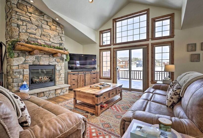 Luxe Rocky Mtn Retreat W/ Hot Tub By Winter Park