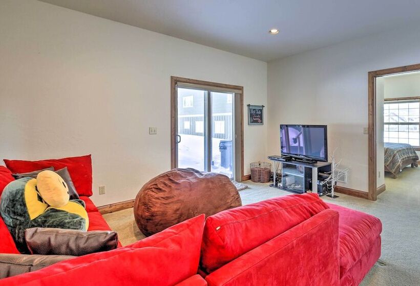 Luxe Rocky Mtn Retreat W/ Hot Tub By Winter Park