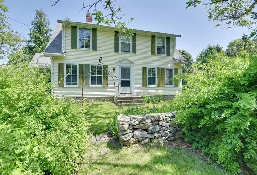 Mattapoisett Home On 7 Acres W/ Private Beach!