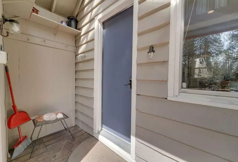 Mountain Cabin With Deck < 1 Mile To Ski Resort!