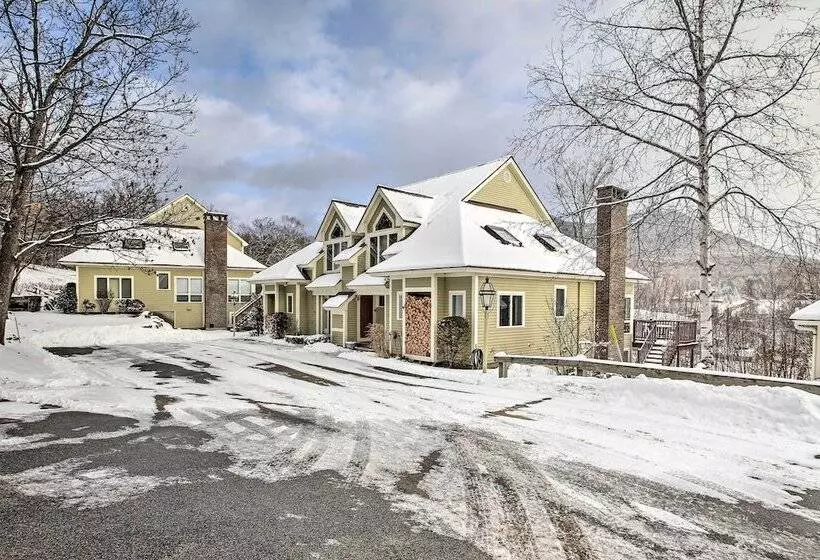 Spacious Ski In/out Black Mountain Home W/ Deck!