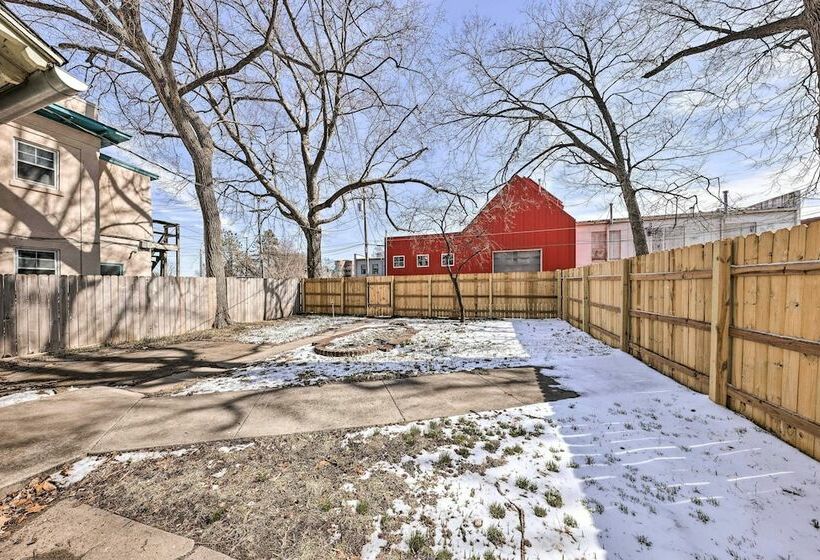 Newly Renovated Home Close To Dtwn Lawrence!