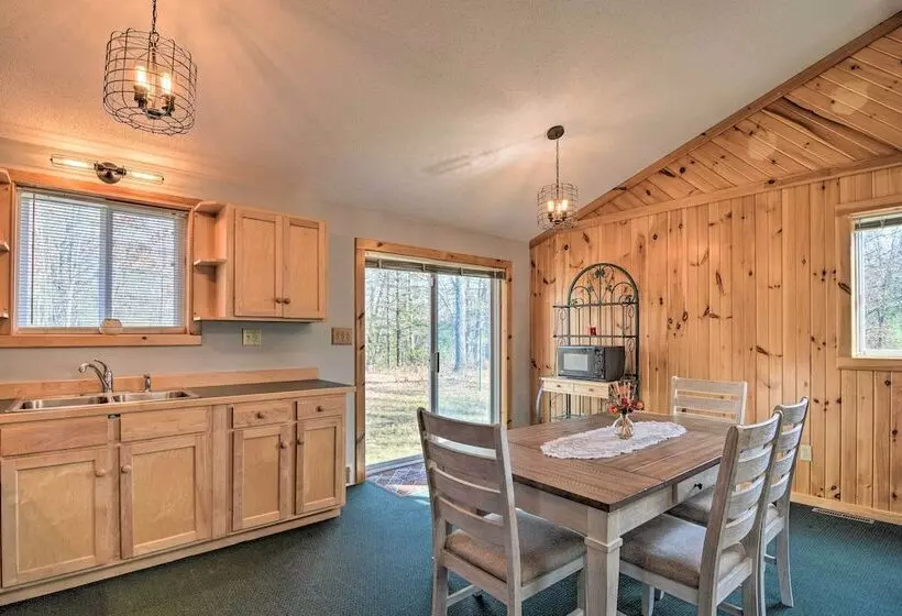 Orv, Snowmobiling & Hunting Cabin On Groomed Trail