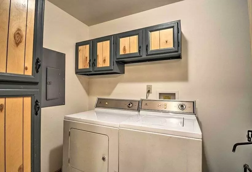 Orv, Snowmobiling & Hunting Cabin On Groomed Trail