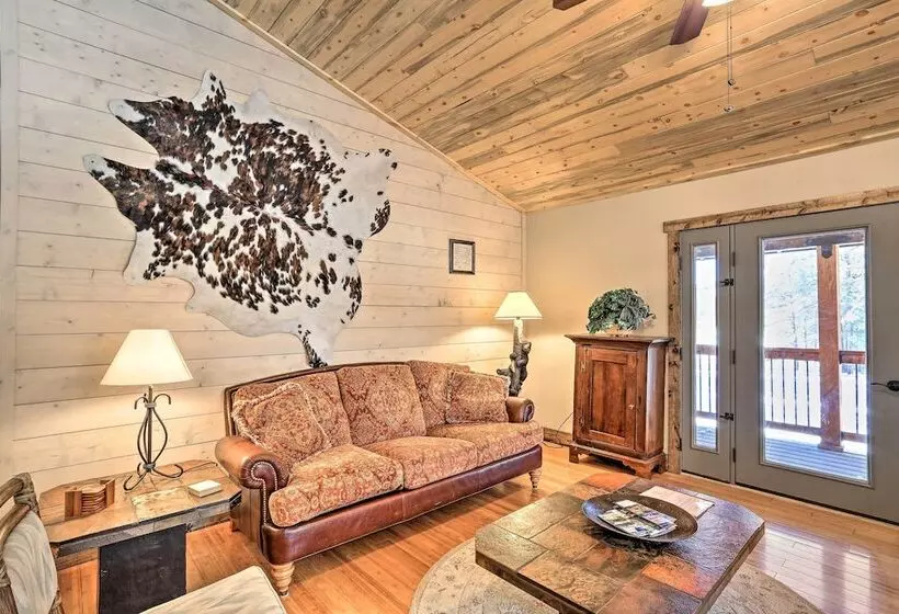Pagosa Springs Gem W/ Yard, Decks + Mtn Views!