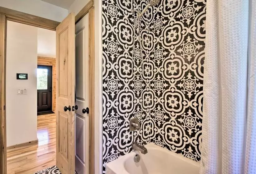 24 0132 Alma Retreat W/ Deck: 17 Mi To Skiing