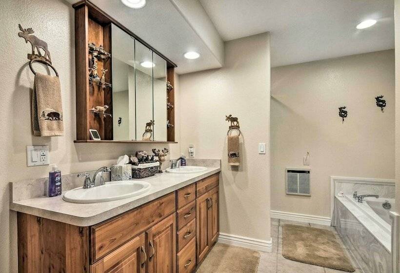 Picturesque Duck Creek Retreat W/ Fire Pit!