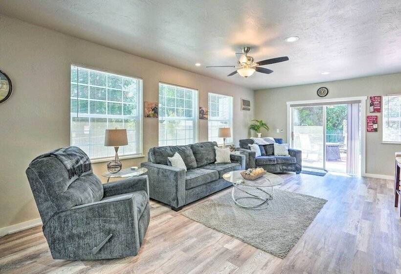 Fire Pit + Bbq: Wine Country Home In Placerville!