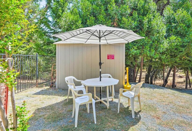 Fire Pit + Bbq: Wine Country Home In Placerville!