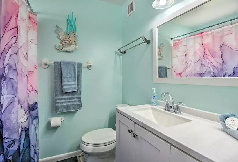 Ranch Style House W/ Pool Access In 55 + Community