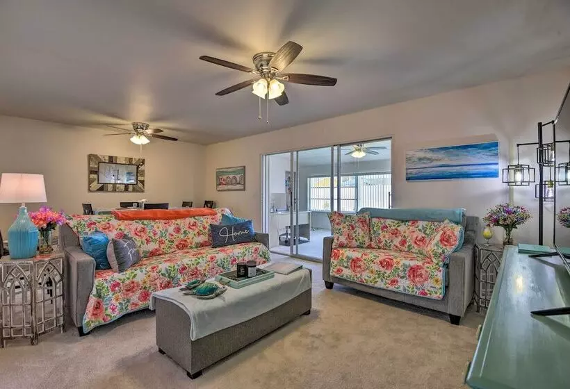 Ranch Style House W/ Pool Access In 55 + Community