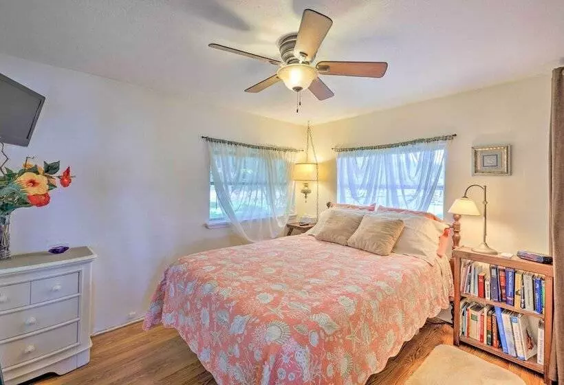 Riverfront St Augustine Retreat, Near Boat Launch!