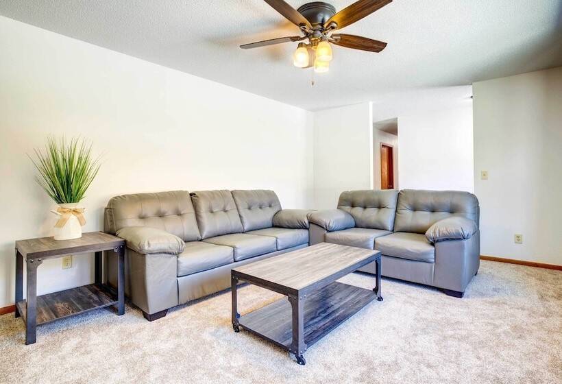 Rural Readstown House W/ Deck + Grill