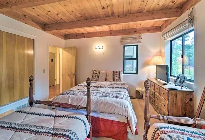 Rustic Truckee Cabin Near Donner Lake, Ski Resorts