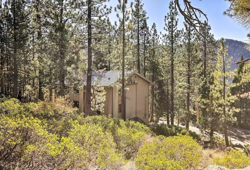 Rustic Truckee Cabin Near Donner Lake, Ski Resorts