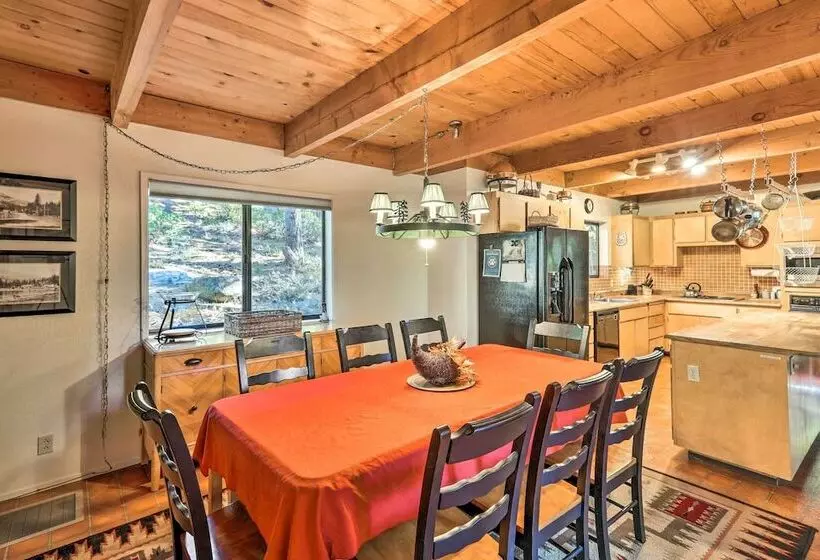 Rustic Truckee Cabin Near Donner Lake, Ski Resorts