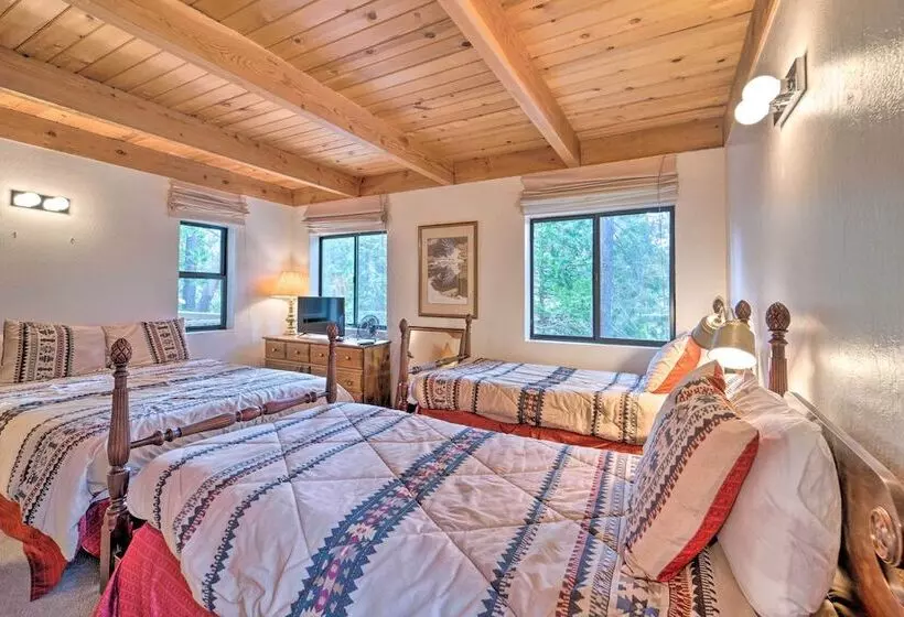 Rustic Truckee Cabin Near Donner Lake, Ski Resorts