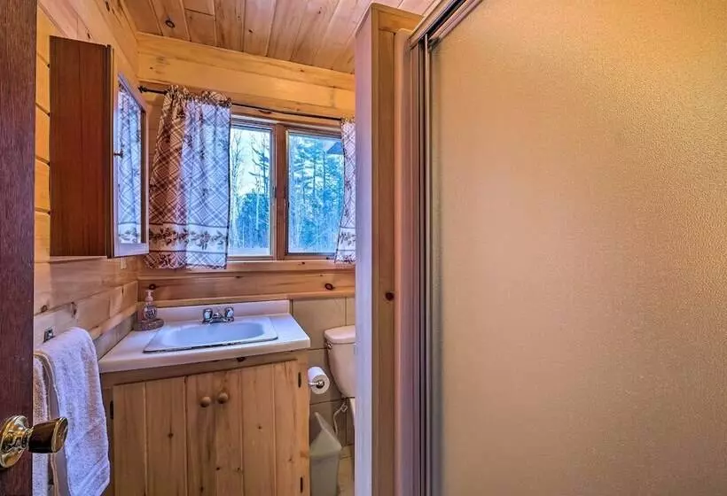 Secluded Johnsburg Retreat W/ Hot Tub & Fire Pit