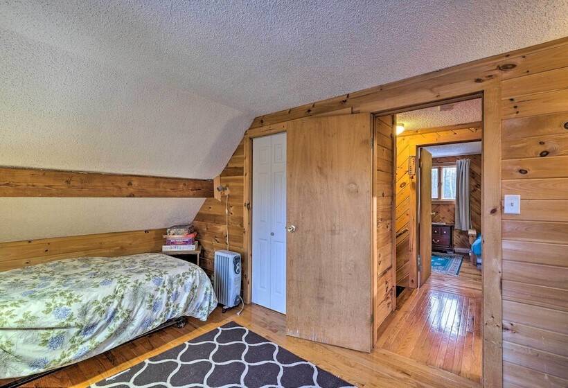 Secluded Johnsburg Retreat W/ Hot Tub & Fire Pit