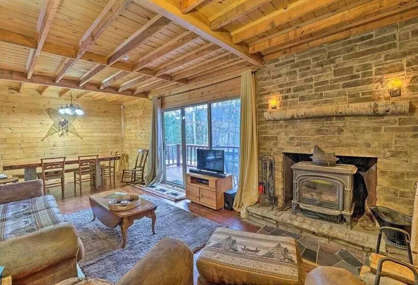 Secluded Johnsburg Retreat W/ Hot Tub & Fire Pit