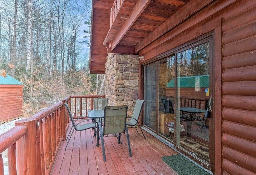 Secluded Johnsburg Retreat W/ Hot Tub & Fire Pit