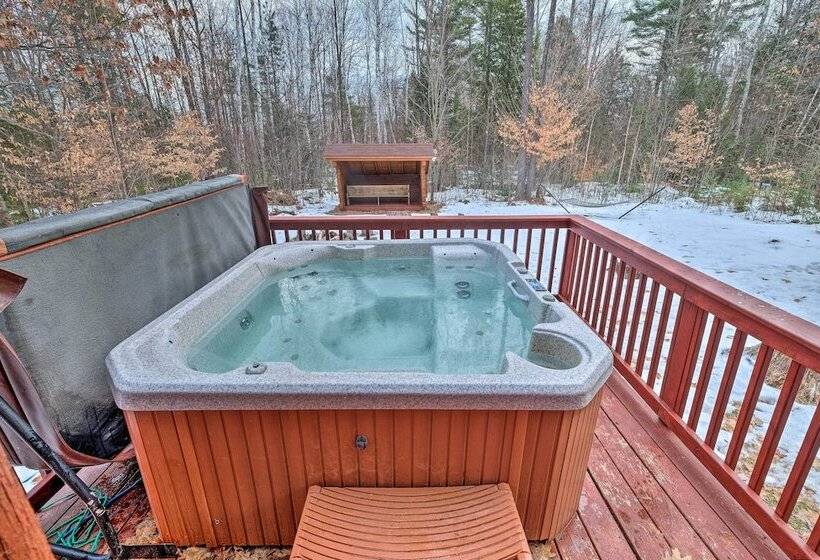 Secluded Johnsburg Retreat W/ Hot Tub & Fire Pit