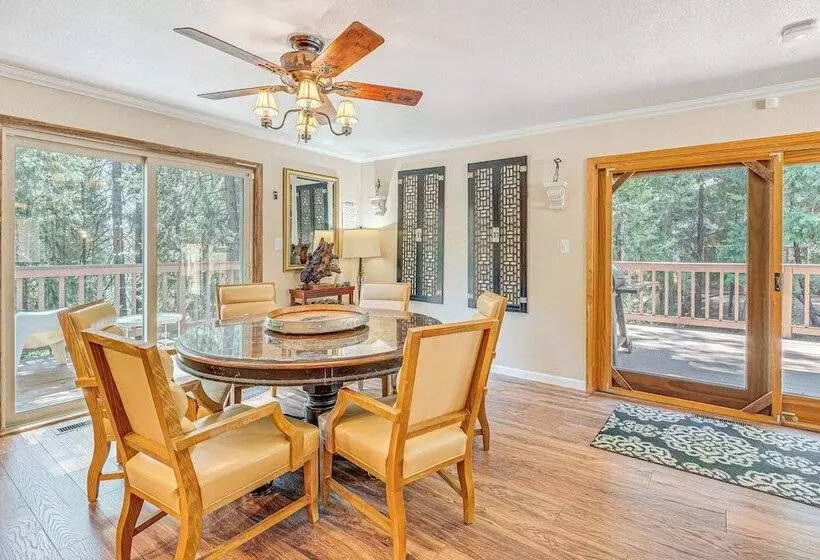 Near Hiking Trails: Cabin W/ Deck In Pioneer!