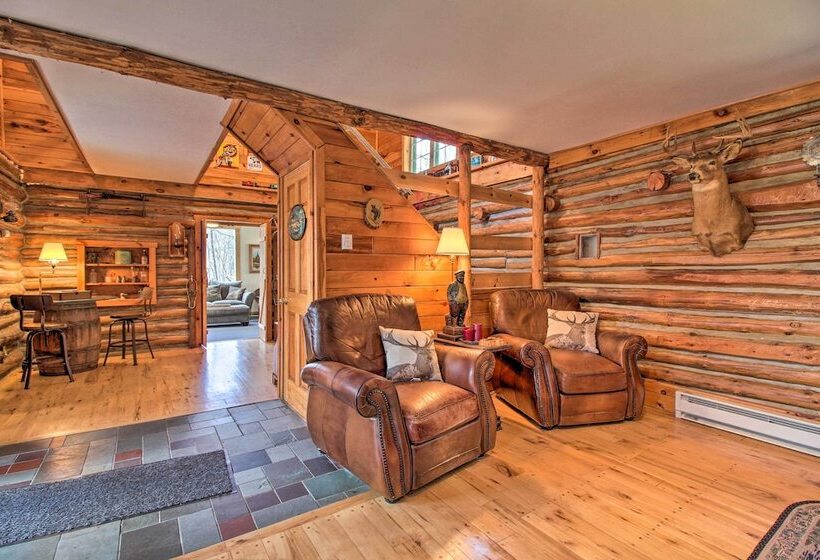 Spacious Mtn Cabin On 7 Private Acres In Athol!